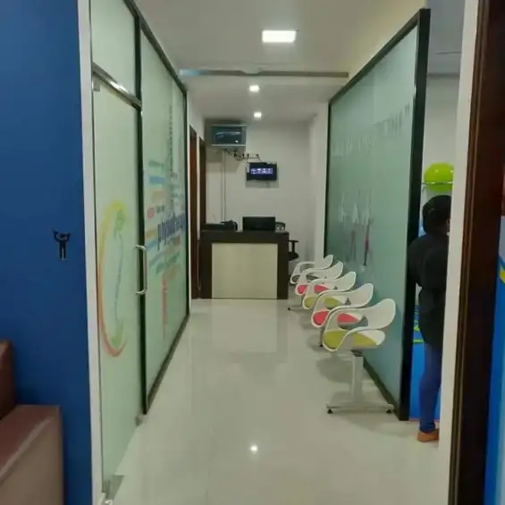 CB Physiotherapy Safdarjung Enclave - Spine, Sports & Chiropractic 2